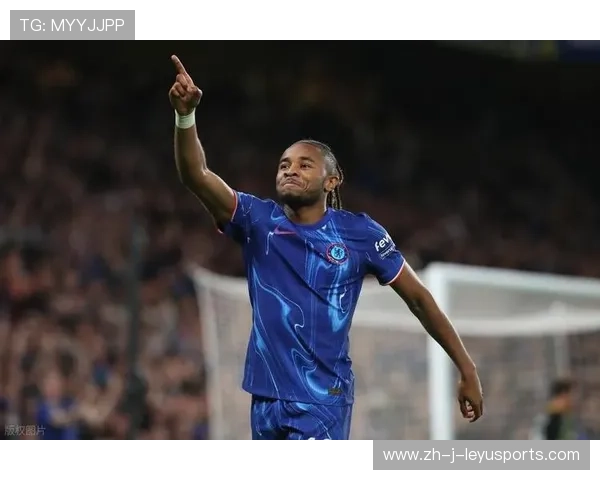 切尔西恩昆库任意球直接破网